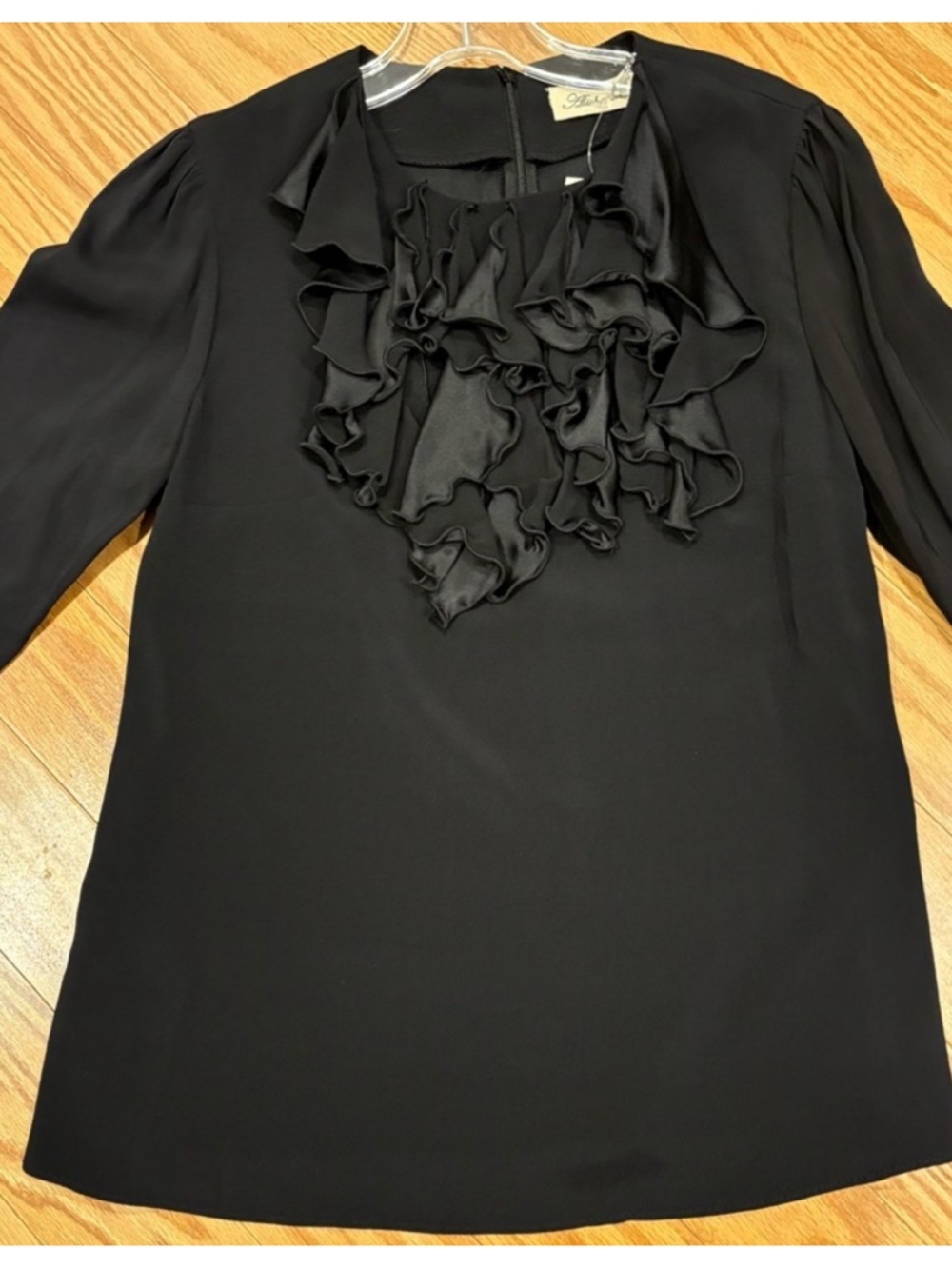 Alisha Levine NEW Silk Long Sleeve Blouse Black Neck Ruffles Womens M Luxury